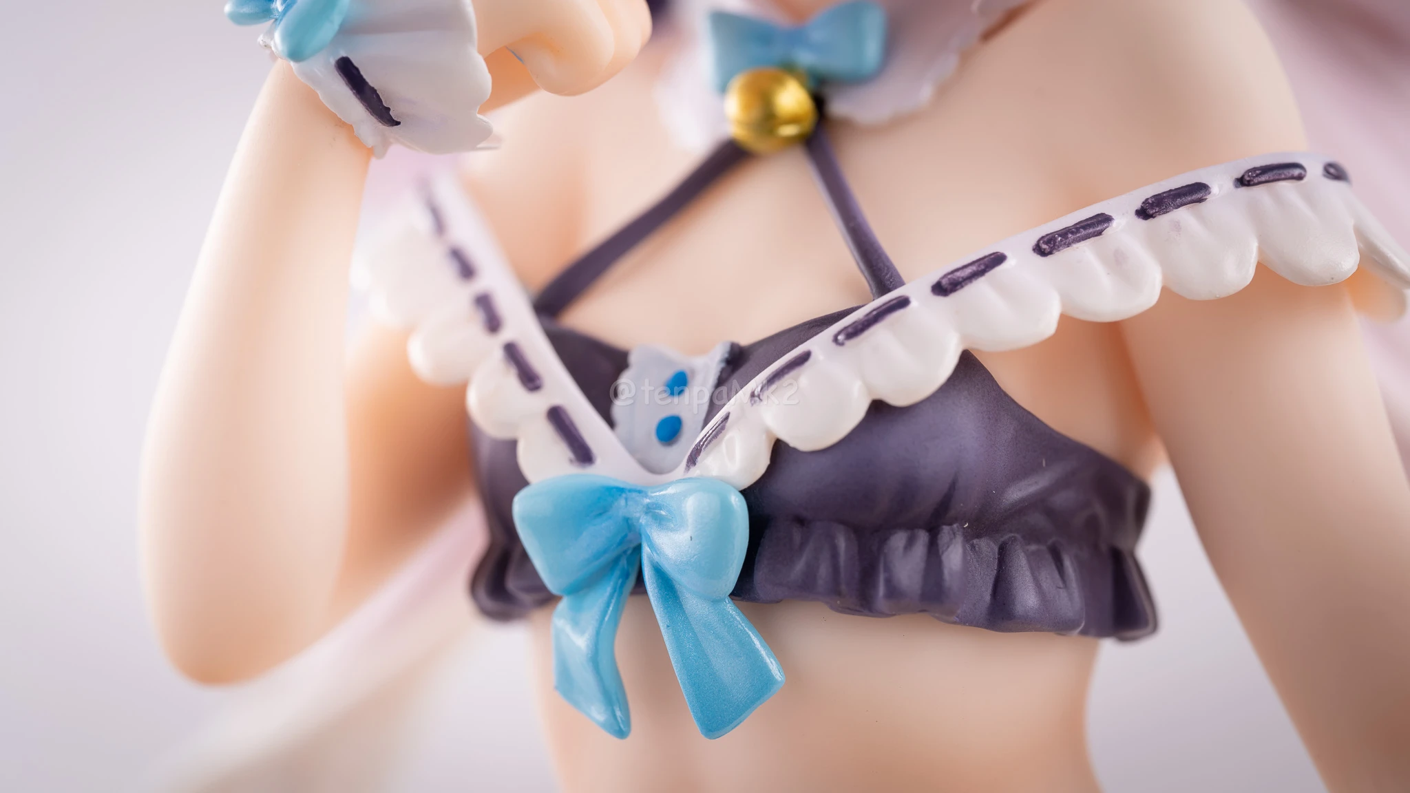 フィギュアレビュー「ショコラ&バニラ メイド水着ver. KADOKAWAスペシャルセット」KDcolle DSC04524