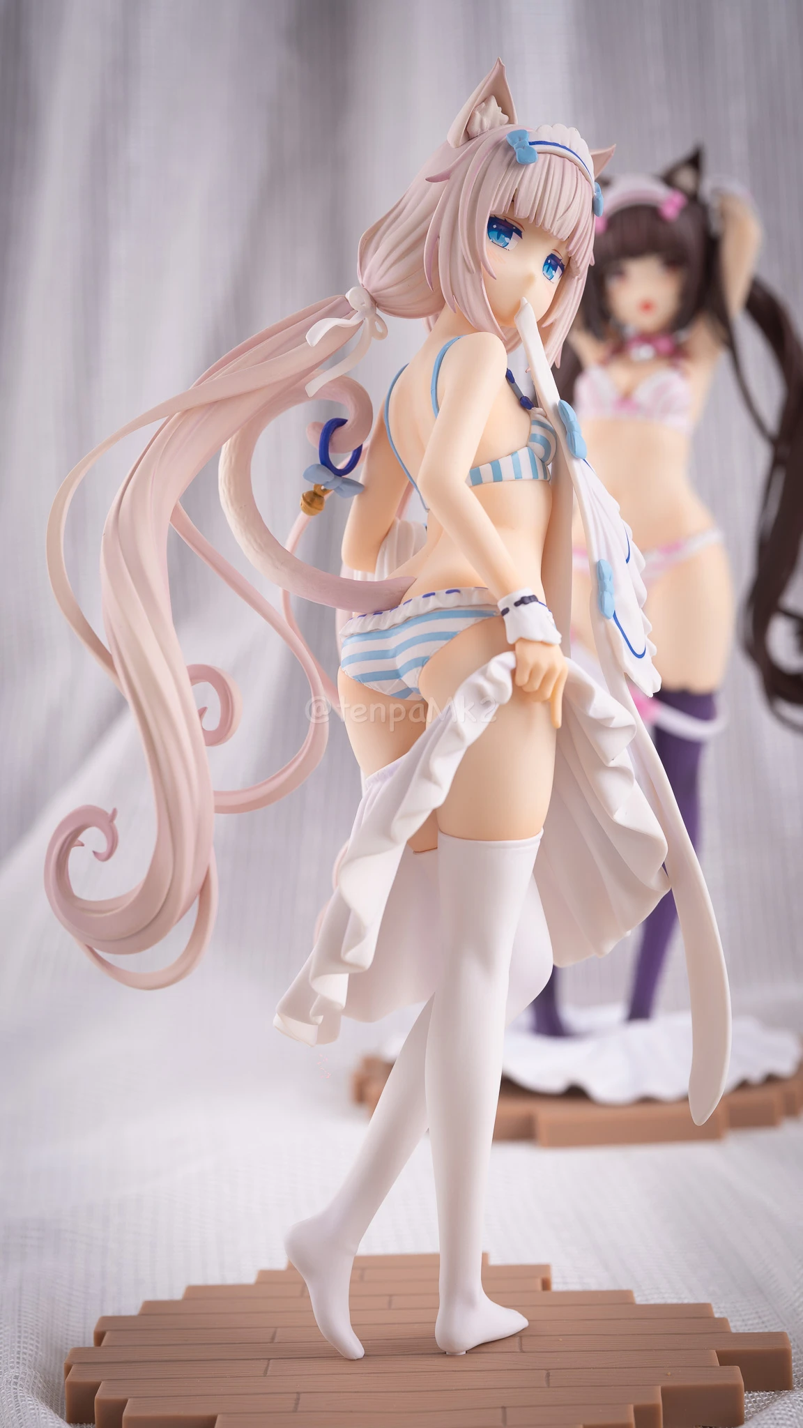 フィギュアレビュー「ショコラ&バニラ 〜着替えのひと時〜」PLUM DSC02501