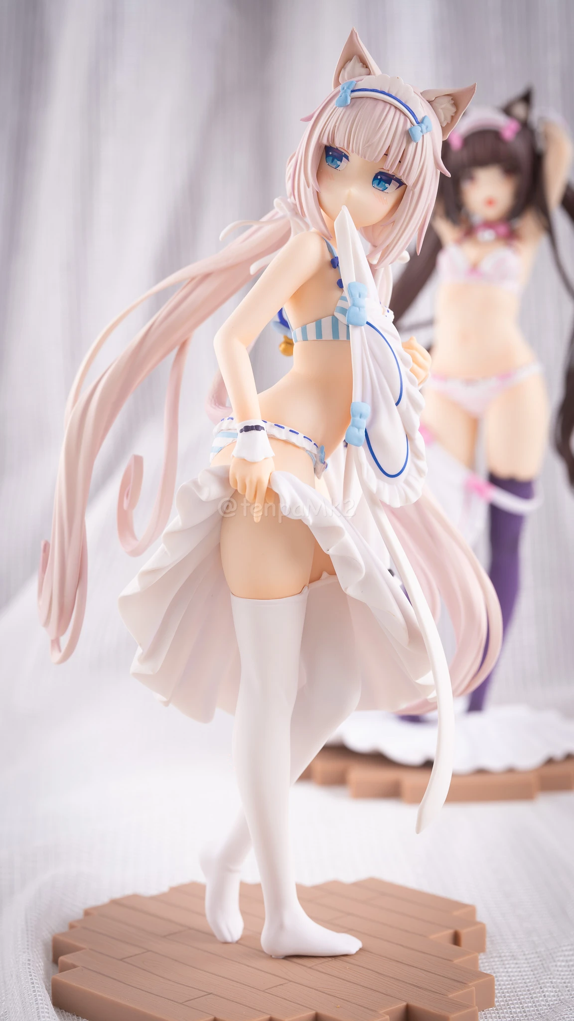 フィギュアレビュー「ショコラ&バニラ 〜着替えのひと時〜」PLUM DSC02502