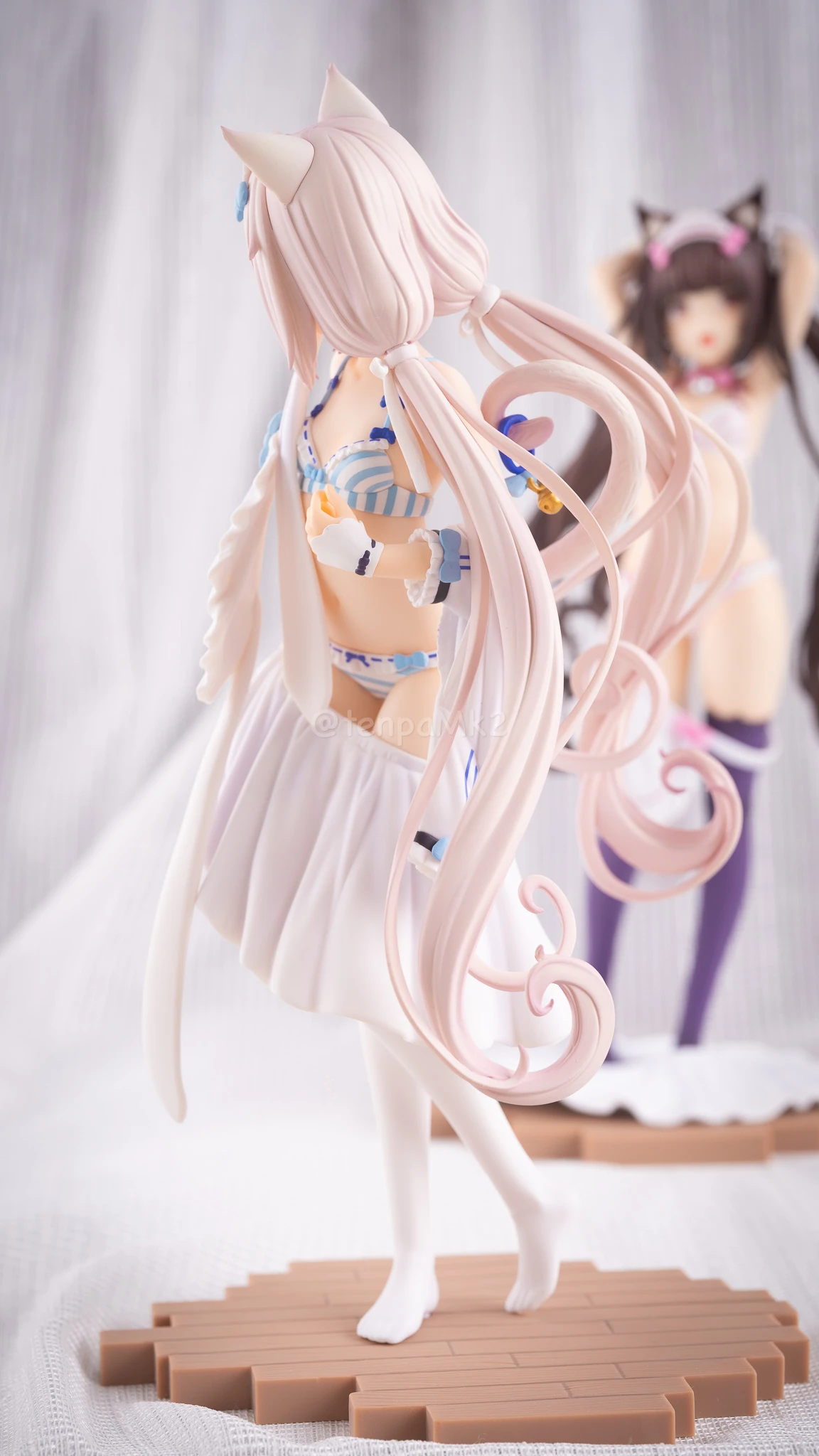 フィギュアレビュー「ショコラ&バニラ 〜着替えのひと時〜」PLUM DSC02504