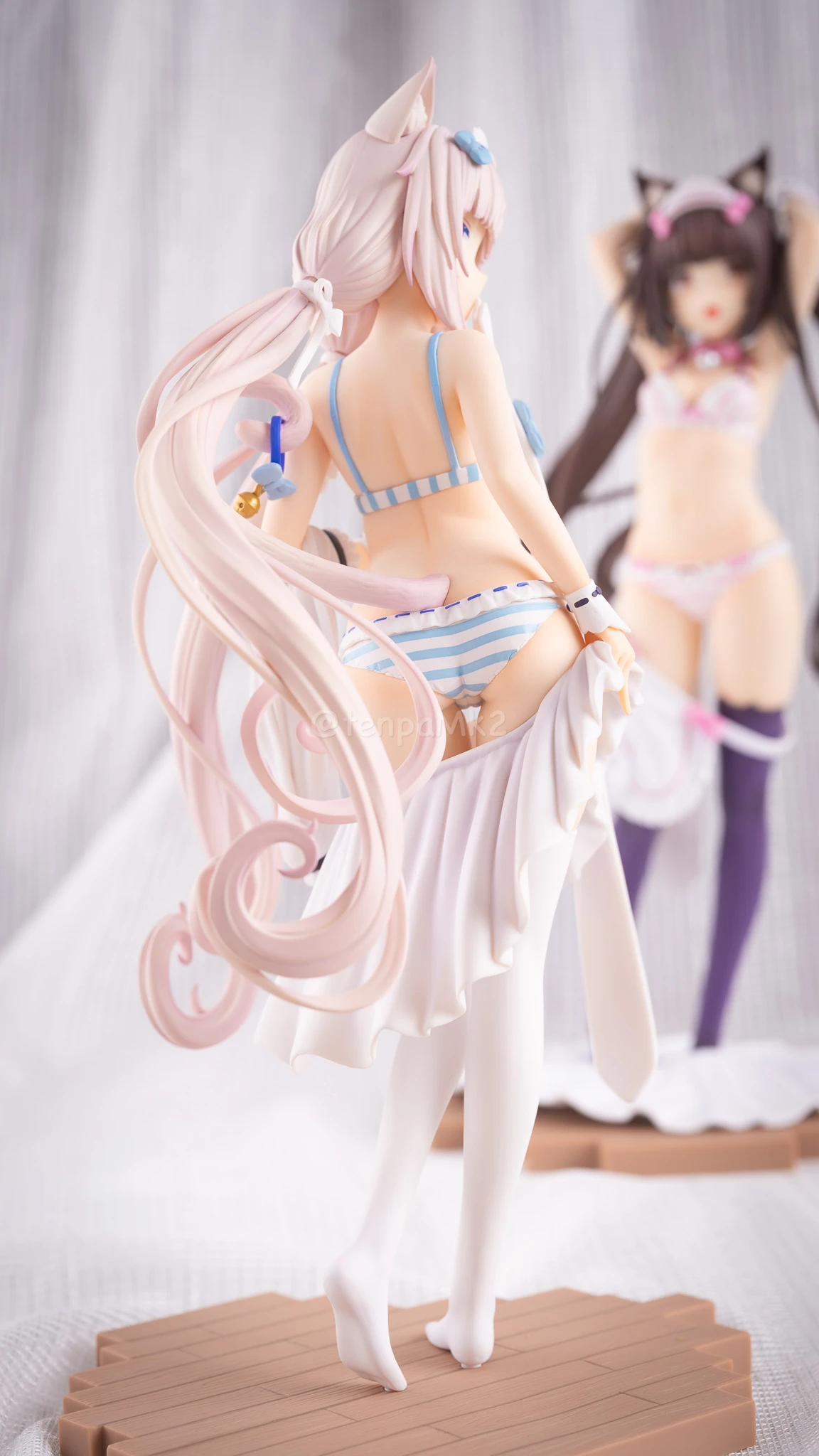 フィギュアレビュー「ショコラ&バニラ 〜着替えのひと時〜」PLUM DSC02506
