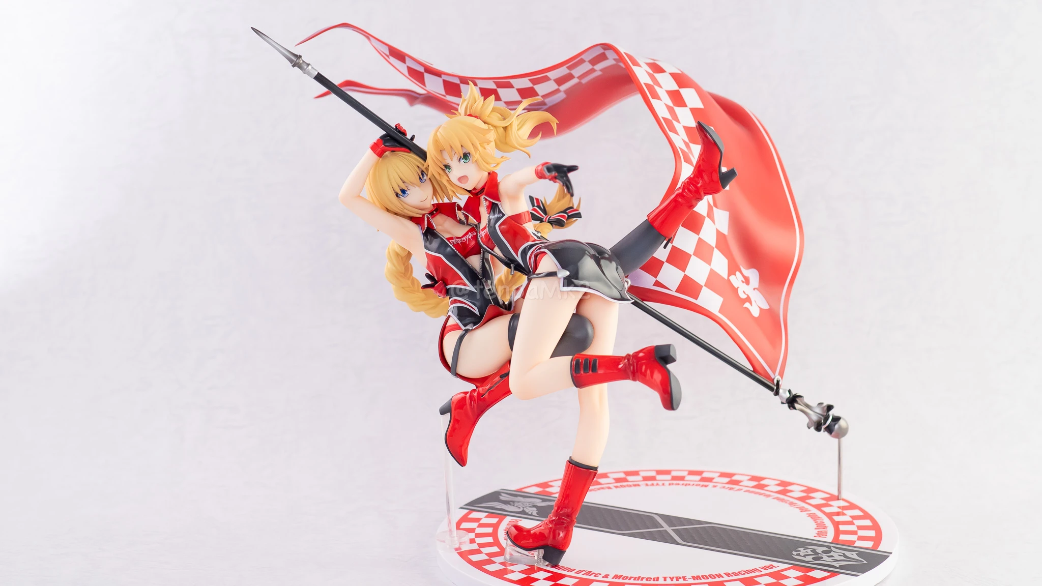 フィギュアレビュー「ジャンヌ・ダルク＆モードレッド-TYPE-MOON