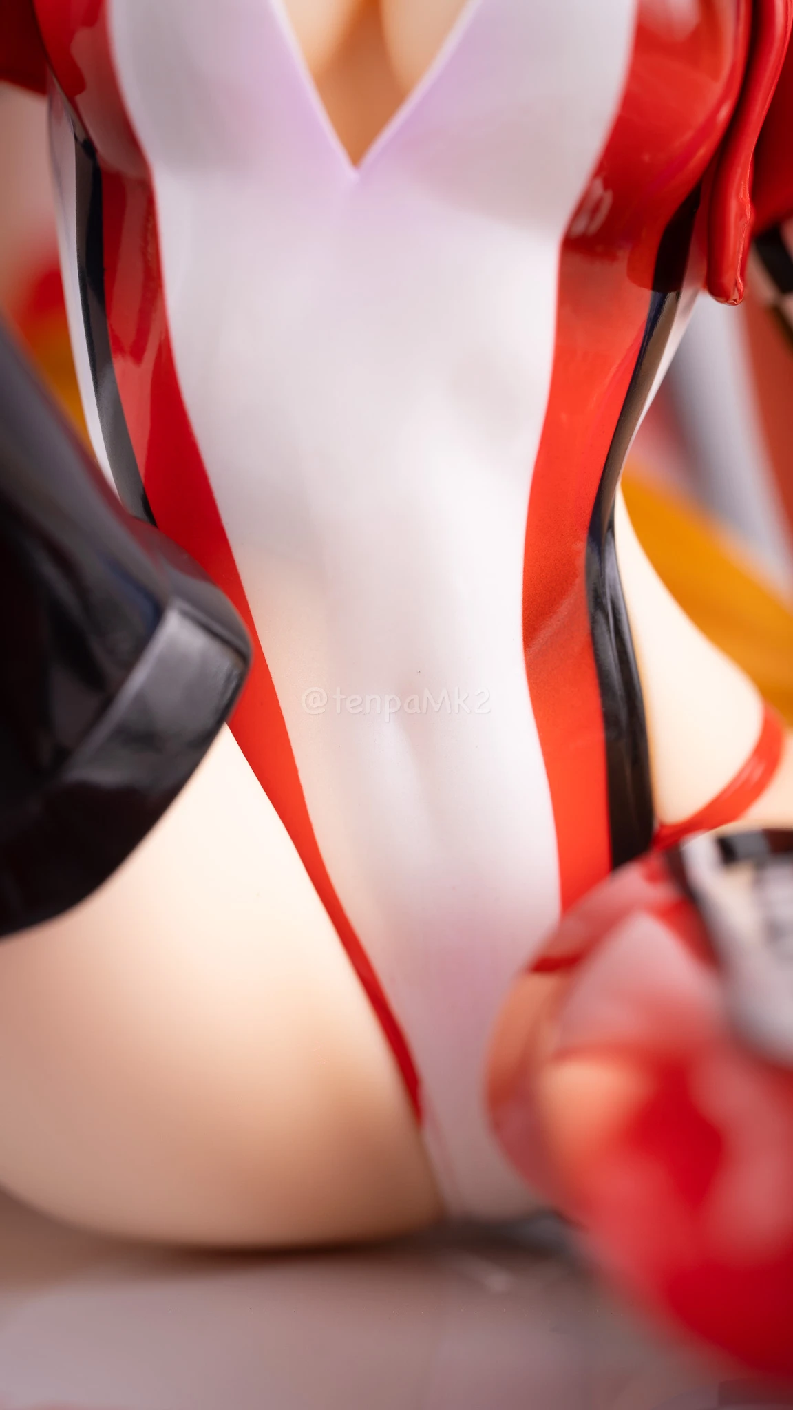 フィギュアレビュー「ネロ・クラウディス&玉藻の前 TYPE-MOON RACING Ver」plusone DSC02451