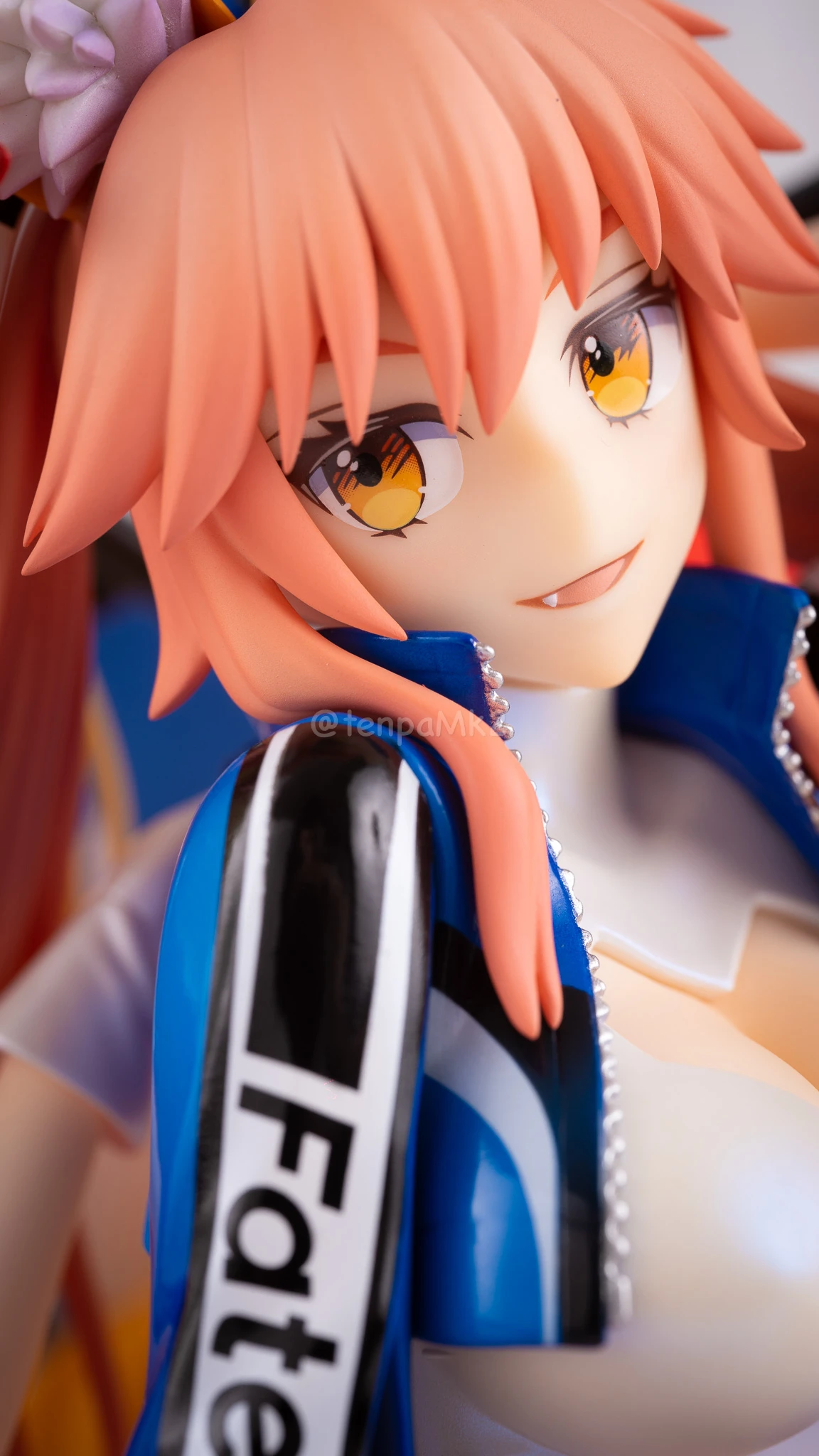 フィギュアレビュー「ネロ・クラウディス&玉藻の前 TYPE-MOON RACING Ver」plusone DSC02465