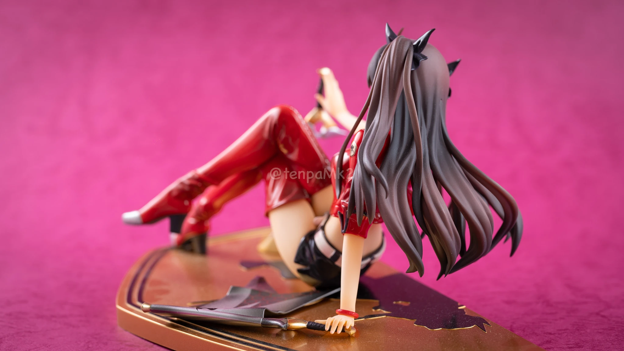 フィギュアレビュー「遠坂凛 TYPE-MOON RACING Ver」plusone DSC00440