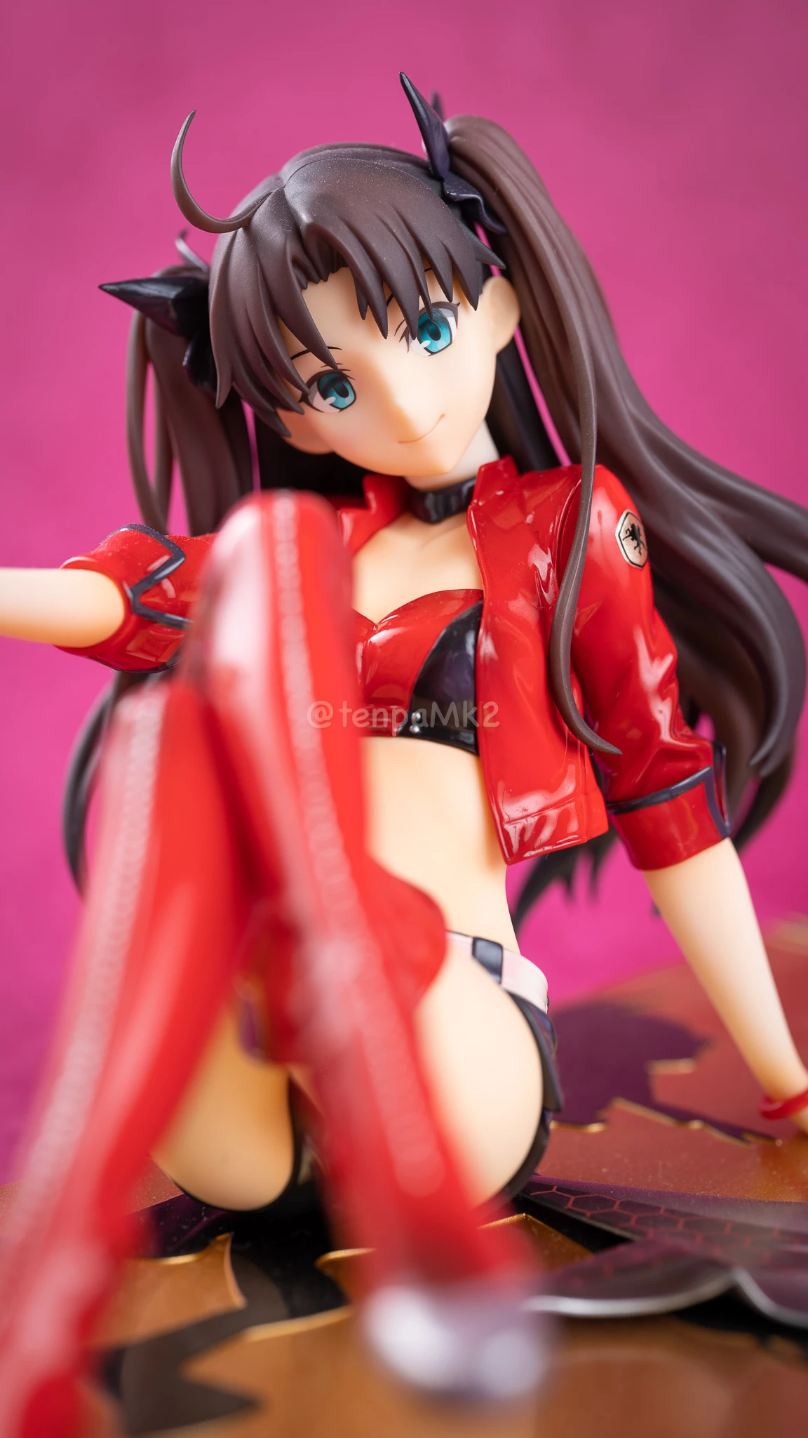 フィギュアレビュー「遠坂凛 TYPE-MOON RACING Ver」plusone DSC00450