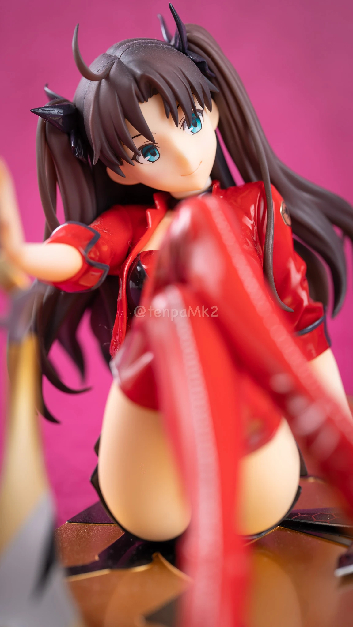 フィギュアレビュー「遠坂凛 TYPE-MOON RACING Ver」plusone DSC00451